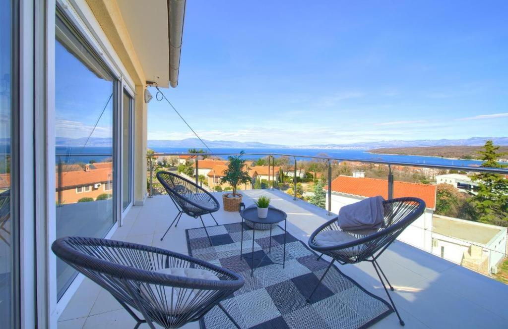 Luxury Apartments Vanessa, Njivice Exterior foto